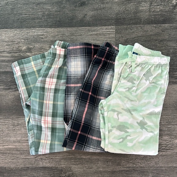 Bundle Girls Pajama lounge Bottoms, size 10 - Picture 1 of 5